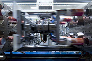 IML 出产线—模具